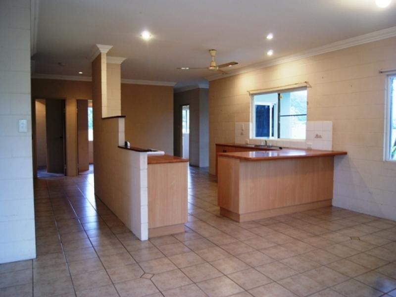 8 Jenae Close, Wonga QLD 4873