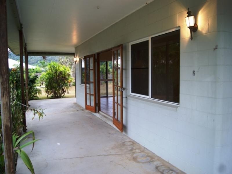 8 Jenae Close, Wonga QLD 4873