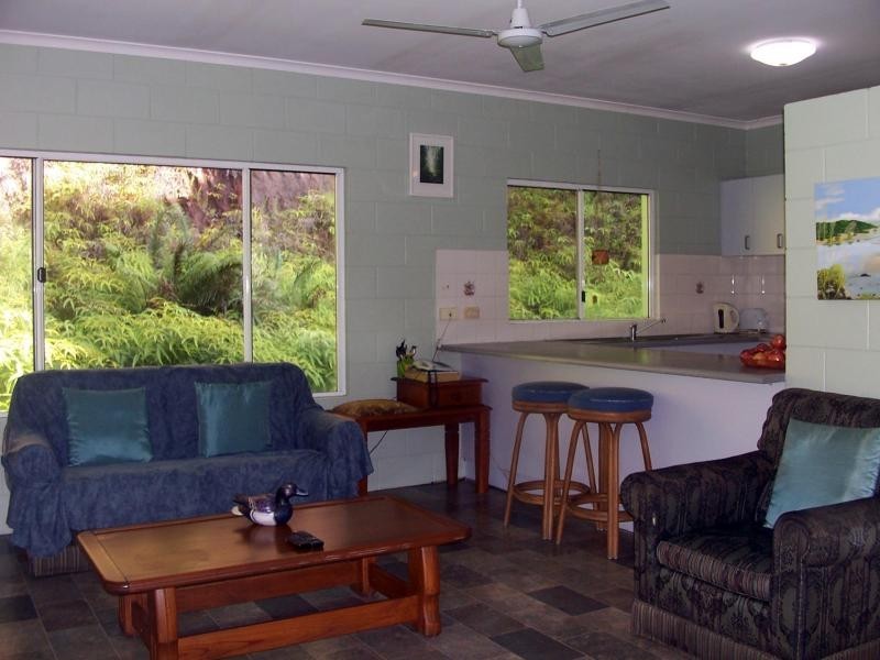 42 Kahana Road, Whyanbeel QLD 4873