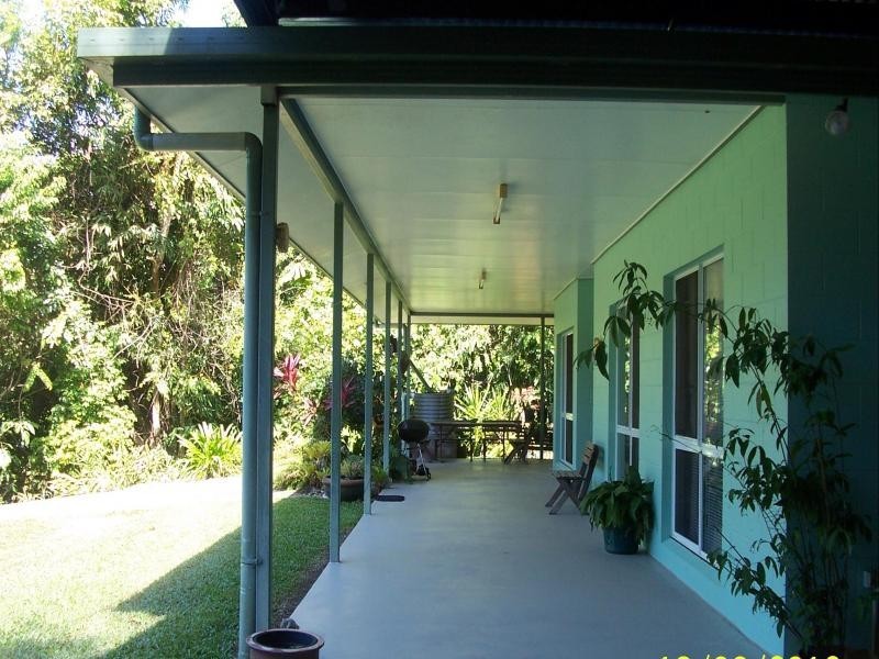 42 Kahana Road, Whyanbeel QLD 4873