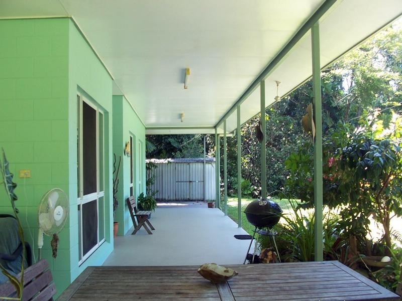 42 Kahana Road, Whyanbeel QLD 4873