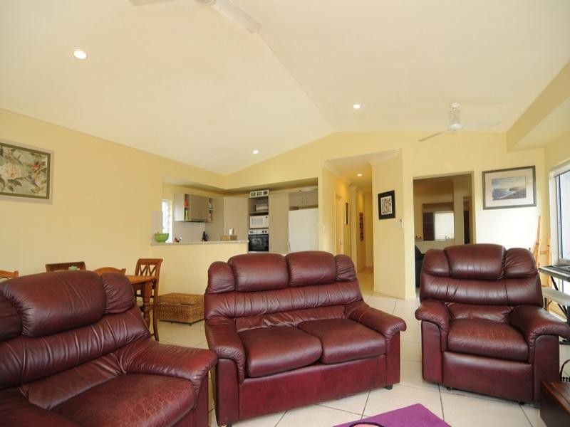 24 Brolga, Port Douglas QLD 4877