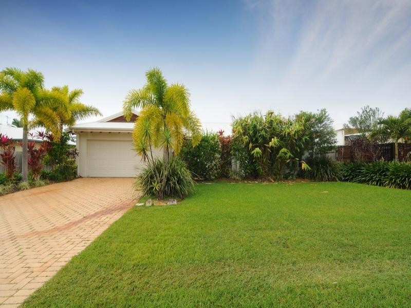 24 Brolga, Port Douglas QLD 4877