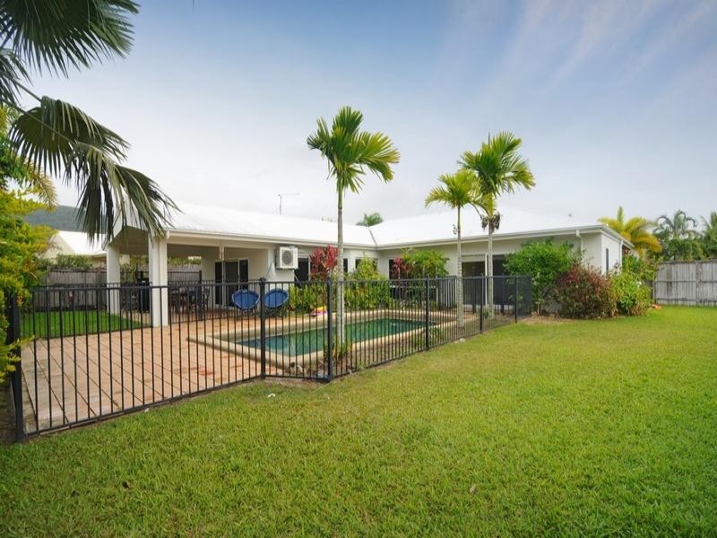 24 Brolga, Port Douglas QLD 4877