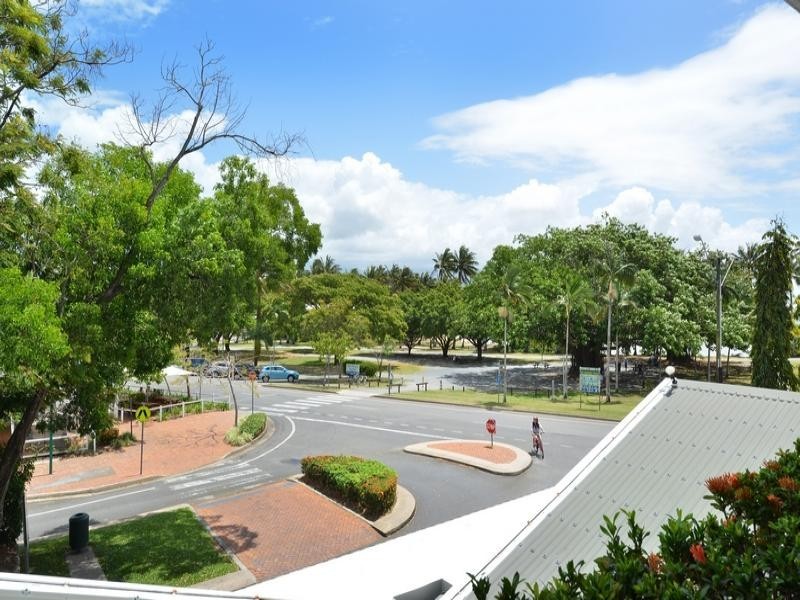 105/2-4 Macrossan St, Port Douglas QLD 4877
