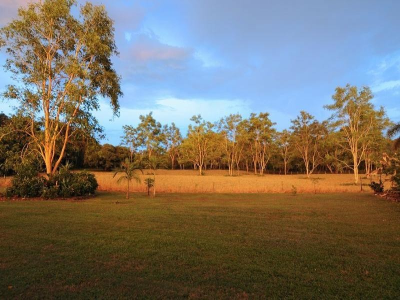 255 MOWBRAY RIVER RD, Port Douglas QLD 4877