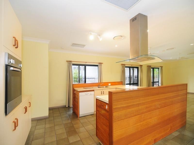 1 Ruby Close, Port Douglas QLD 4877