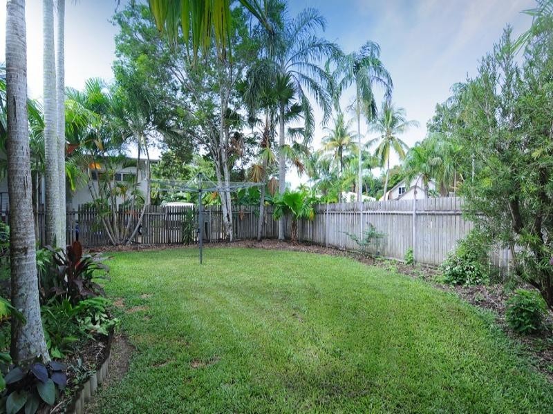 1 Ruby Close, Port Douglas QLD 4877