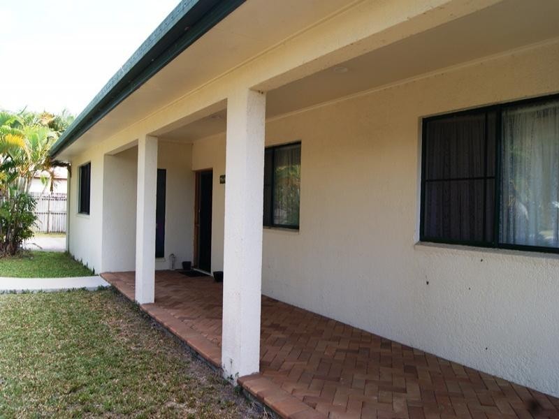 27 COULTHARD CLOSE, Newell QLD 4873