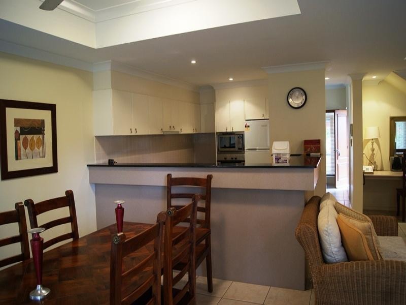 18/1 HUTCHINGS ROAD, Port Douglas QLD 4877