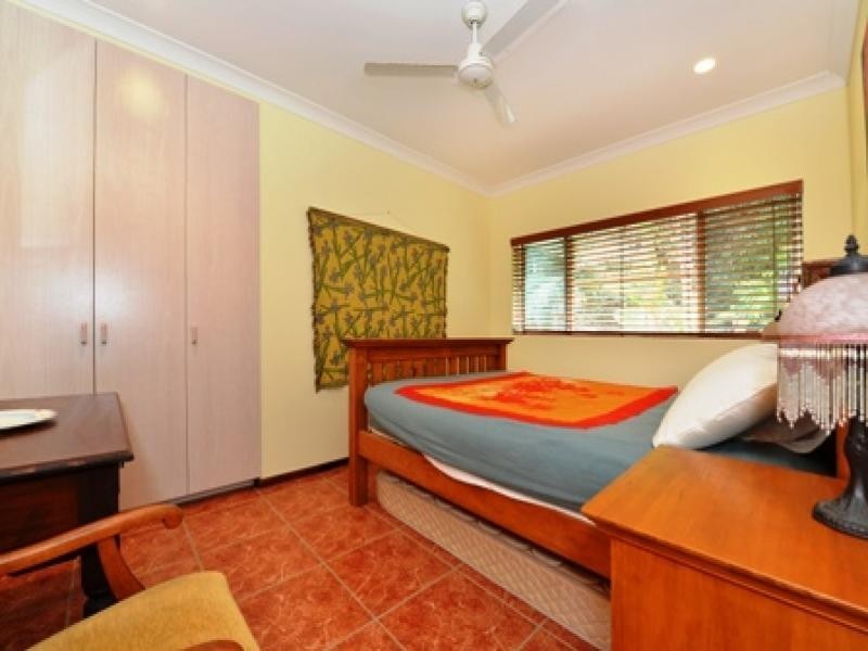 9 Hibiscus Court, Rocky Point QLD 4873