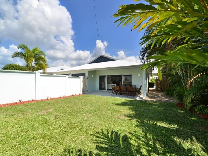7 COOYA BEACH RD, Port Douglas QLD 4877