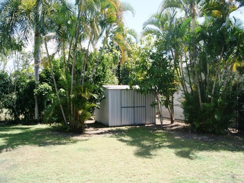 5 TULIP ST, Cooya Beach QLD 4873