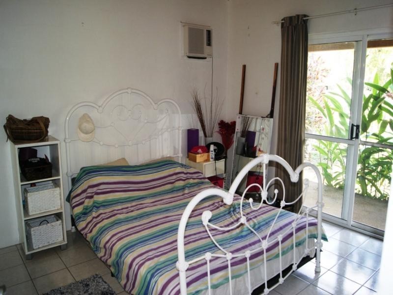 5 TULIP ST, Cooya Beach QLD 4873