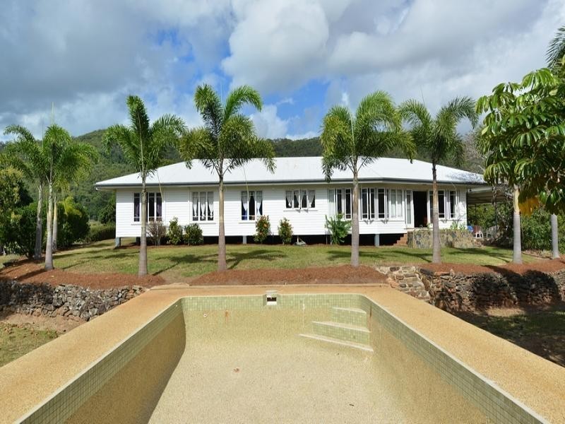 42 COOLALINGA DVE, Port Douglas QLD 4877