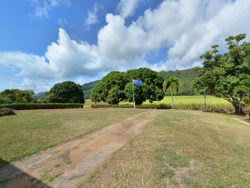 42 COOLALINGA DVE, Port Douglas QLD 4877