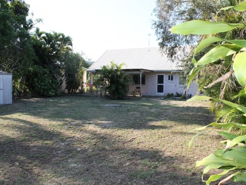 3 Barra Close, Wonga QLD 4873