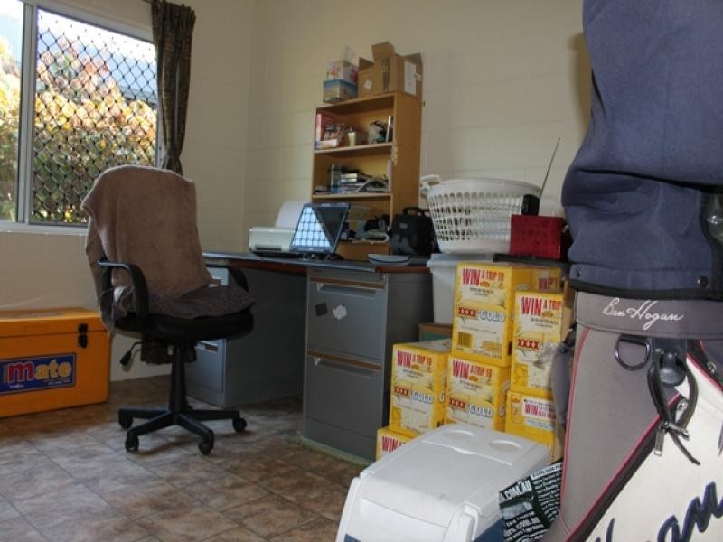 34 Kalkuri Close, Wonga QLD 4873