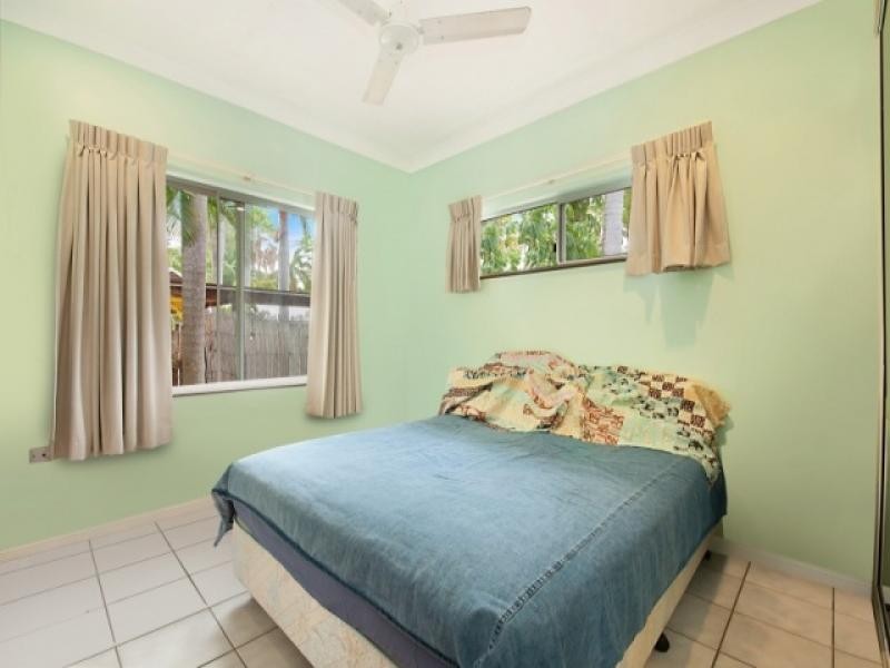 2/10 Trochus Close, Port Douglas QLD 4877