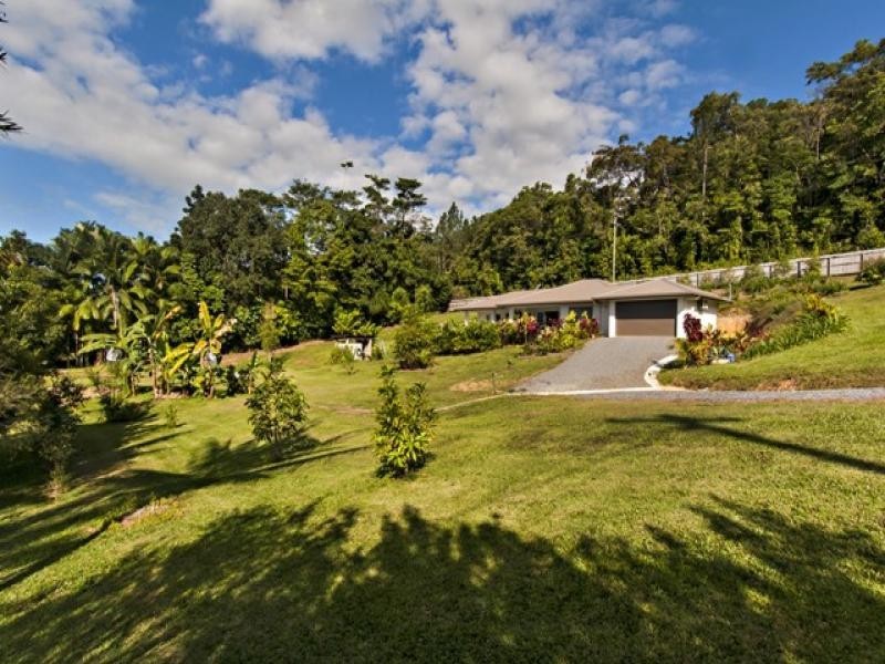 3 Jabeva Close, Miallo QLD 4873