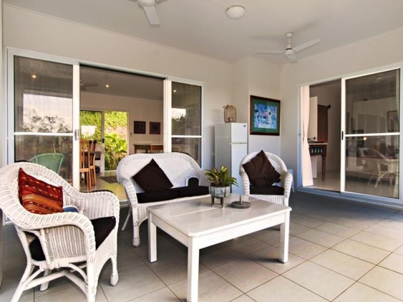 3 Jabeva Close, Miallo QLD 4873