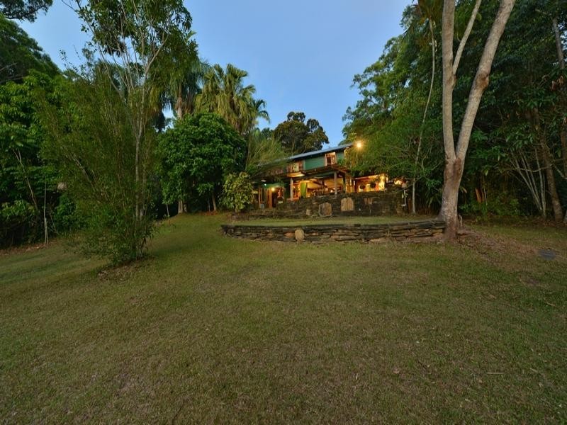 380 Pinnacle Rd, Julatten QLD 4871