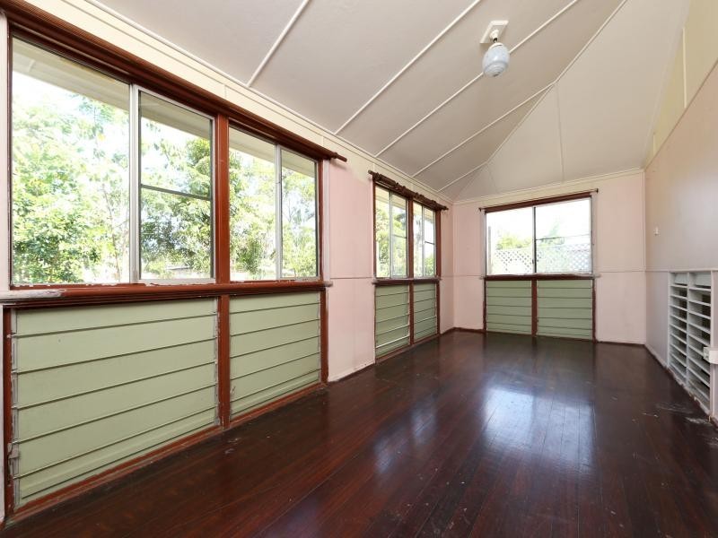 3 GROGAN STREET, Mossman QLD 4873