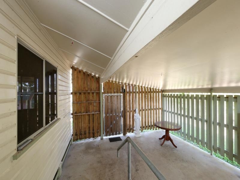 3 GROGAN STREET, Mossman QLD 4873