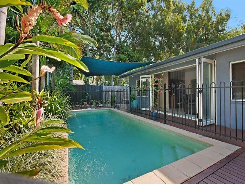 2/4 Ti Tree Street, Lost in Paradise, Port Douglas QLD 4877