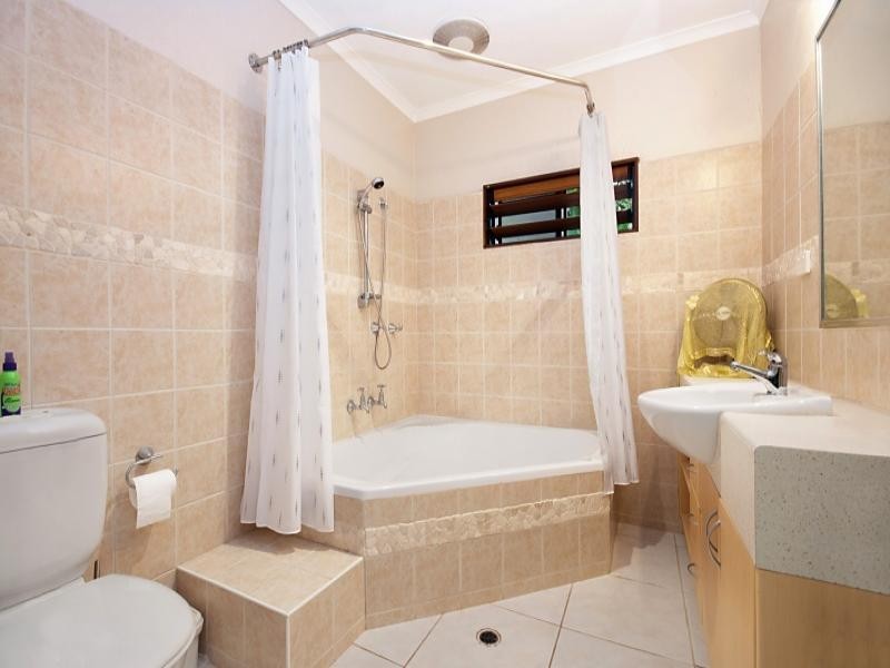 2/4 Ti Tree Street, Lost in Paradise, Port Douglas QLD 4877