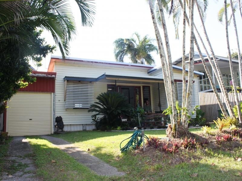 54 Marine Pde, Newell QLD 4873