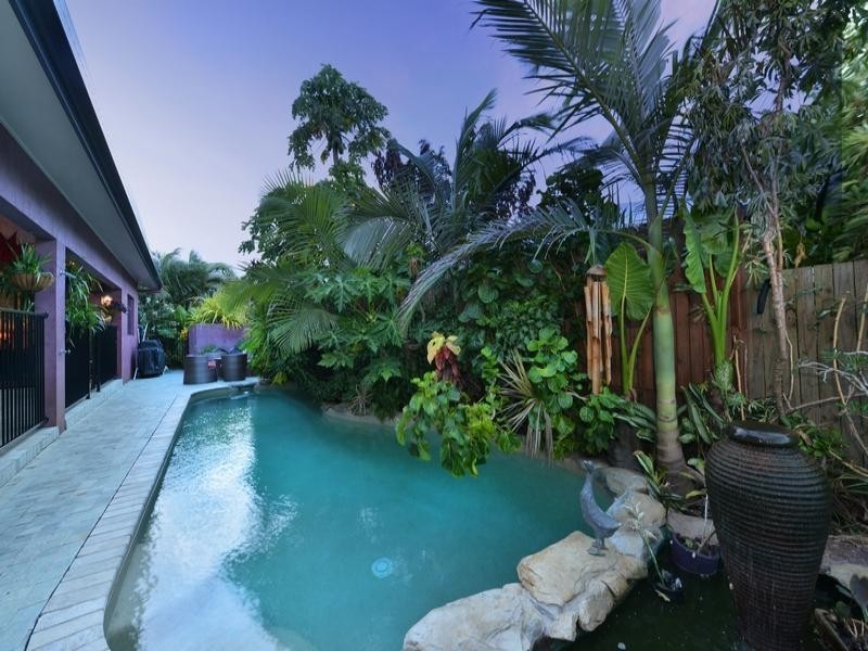 4 KALU CLOSE, Cooya Beach QLD 4873