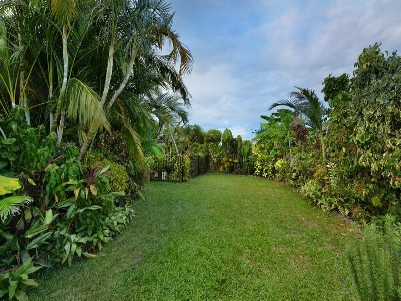 4 KALU CLOSE, Cooya Beach QLD 4873