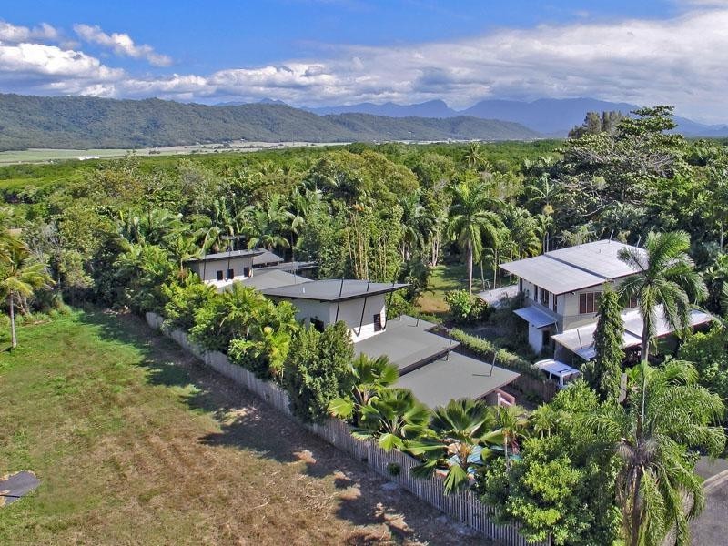 12 Escape Street, Escape Villa No. 1, Port Douglas QLD 4877