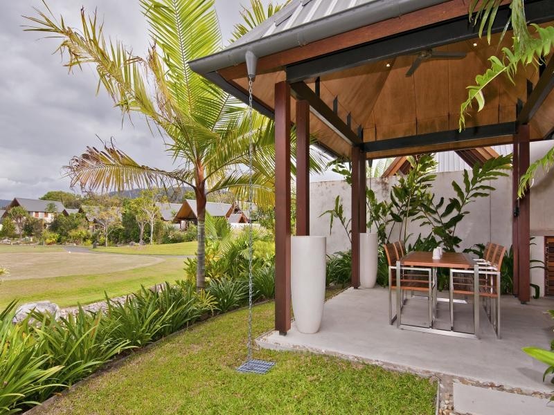 16 Bale Drv, Port Douglas QLD 4877