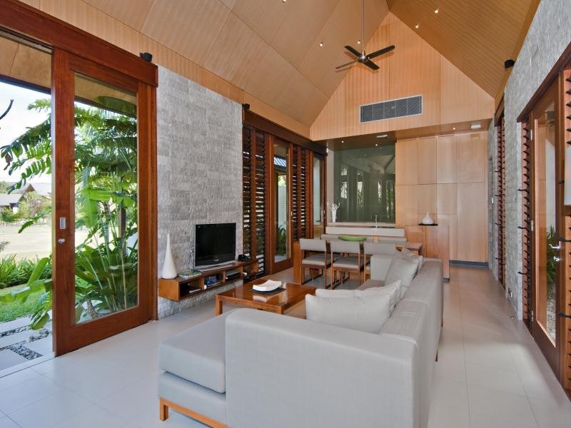 16 Bale Drv, Port Douglas QLD 4877