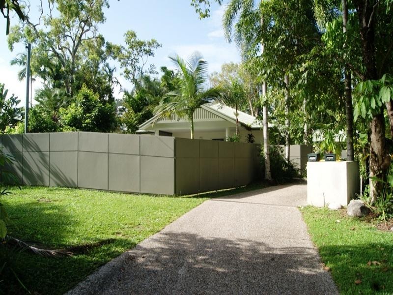 1/8 ATOLL CLOSE, Port Douglas QLD 4877