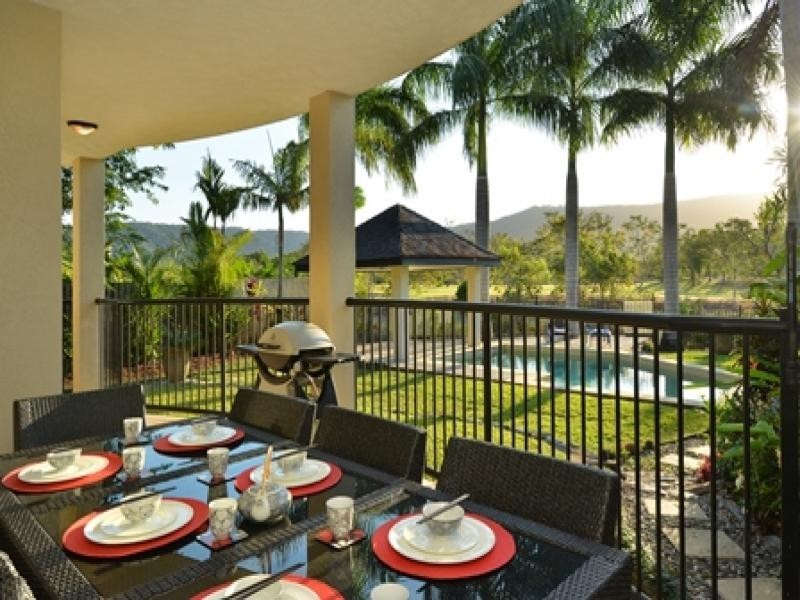 8/17 St Crispins Avenue, Port Douglas QLD 4877