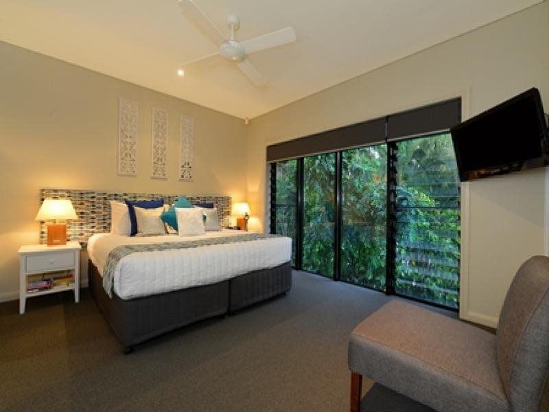 8/17 St Crispins Avenue, Port Douglas QLD 4877