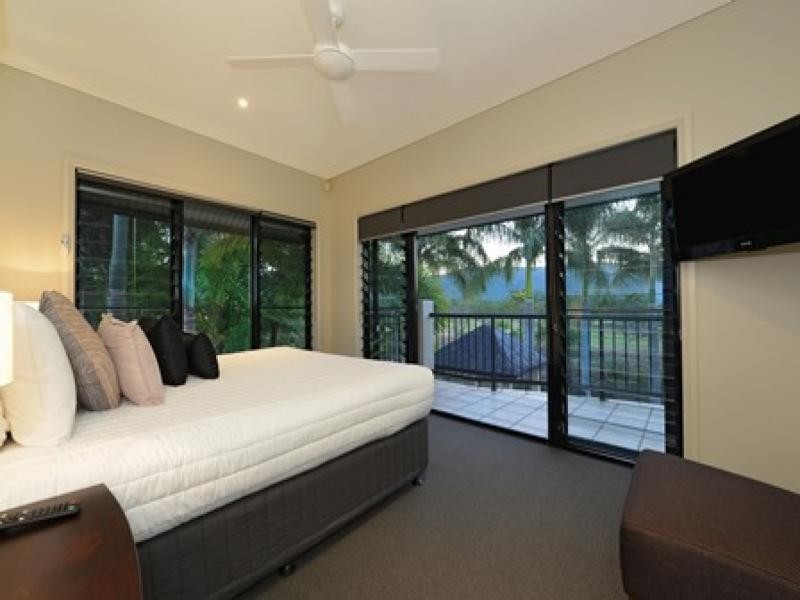 8/17 St Crispins Avenue, Port Douglas QLD 4877