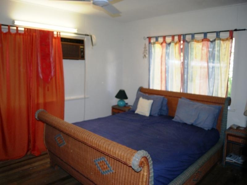 350 PORT DOUGLAS RD, Port Douglas QLD 4877