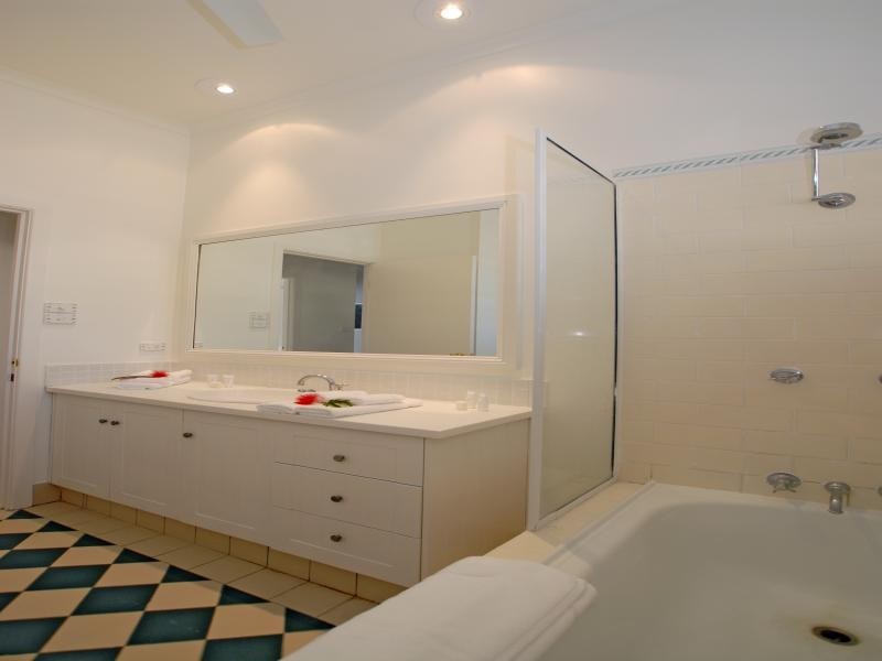 6 Andrews Close, Port Douglas QLD 4877
