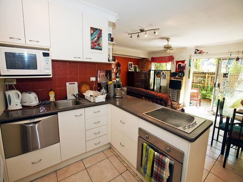 2/32 MOWBRAY STREET, Port Douglas QLD 4877