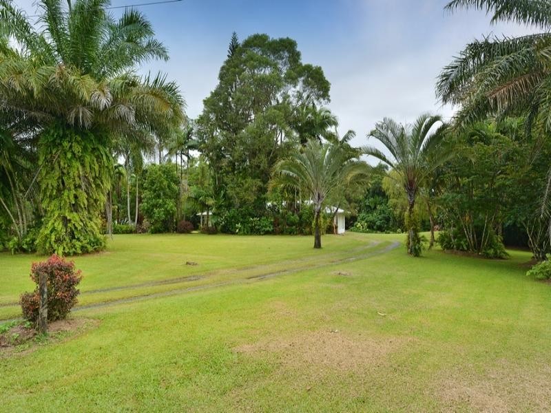 261 Bamboo Creek Rd, Miallo QLD 4873