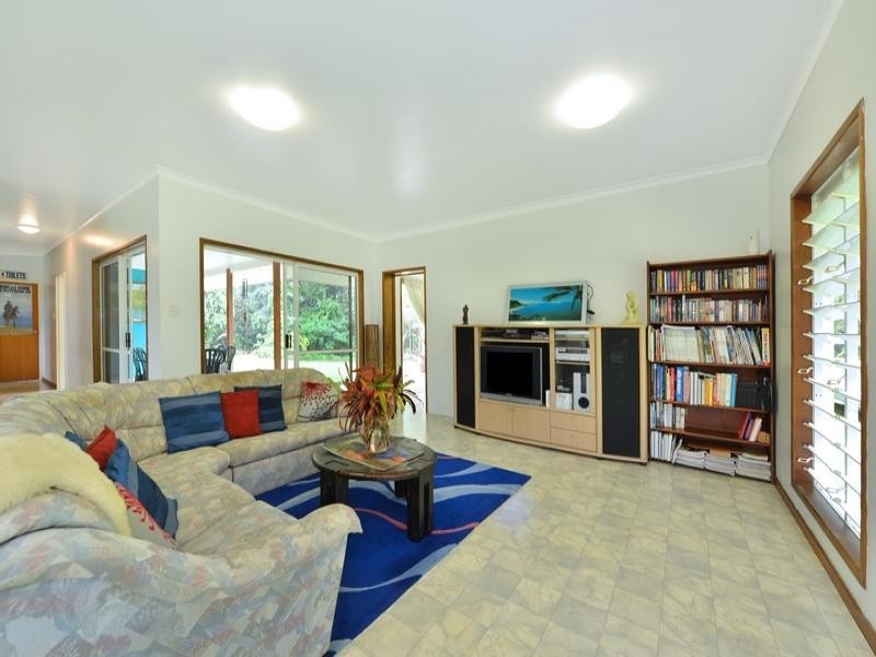 261 Bamboo Creek Rd, Miallo QLD 4873
