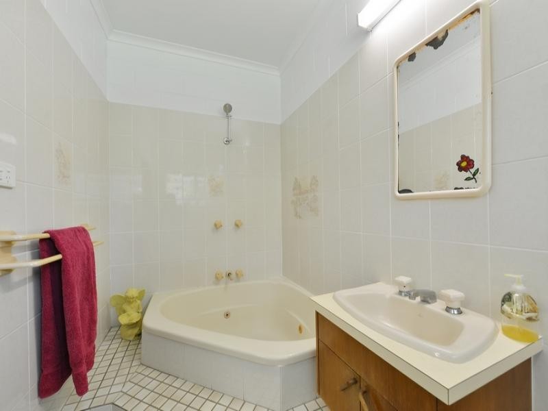 261 Bamboo Creek Rd, Miallo QLD 4873