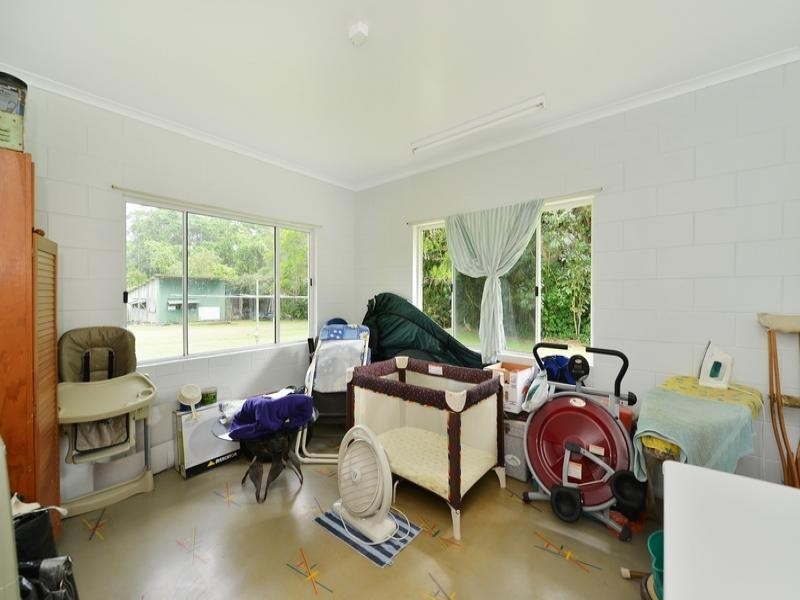 261 Bamboo Creek Rd, Miallo QLD 4873