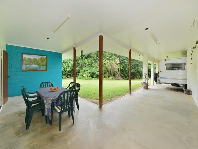 261 Bamboo Creek Rd, Miallo QLD 4873