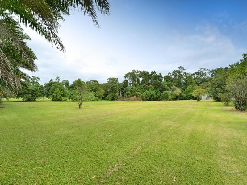 261 Bamboo Creek Rd, Miallo QLD 4873