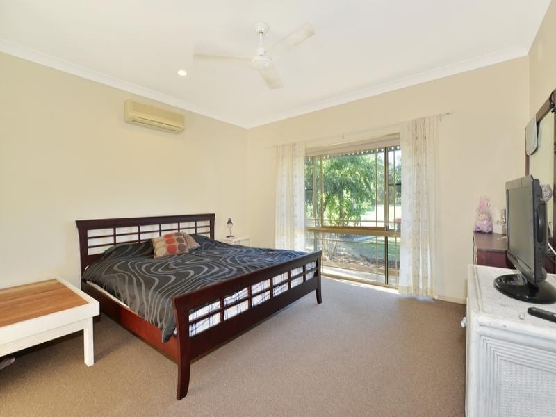 17 BIRDWING ST, Port Douglas QLD 4877